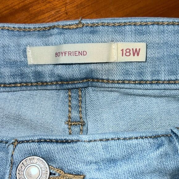 Levi's® Mid Rise Boyfriend Jeans Sz 18 - Picture 8 of 9
